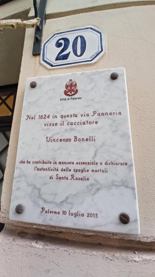 La Casa Del Cacciatore - Alloggio Con Terrazzo Apartman Palermo Kültér fotó
