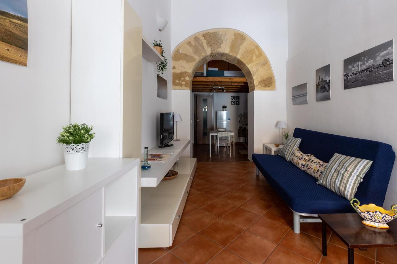 La Casa Del Cacciatore - Alloggio Con Terrazzo Apartman Palermo Kültér fotó
